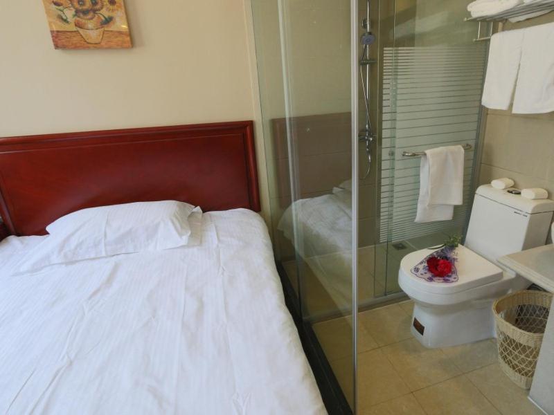 Greentree Inn Shanghai Pudong Airport Huaxia East Road Railway Station Shell Hotel Ngoại thất bức ảnh