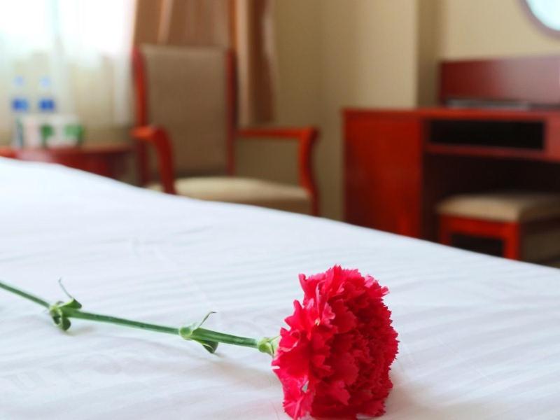 Greentree Inn Shanghai Pudong Airport Huaxia East Road Railway Station Shell Hotel Ngoại thất bức ảnh