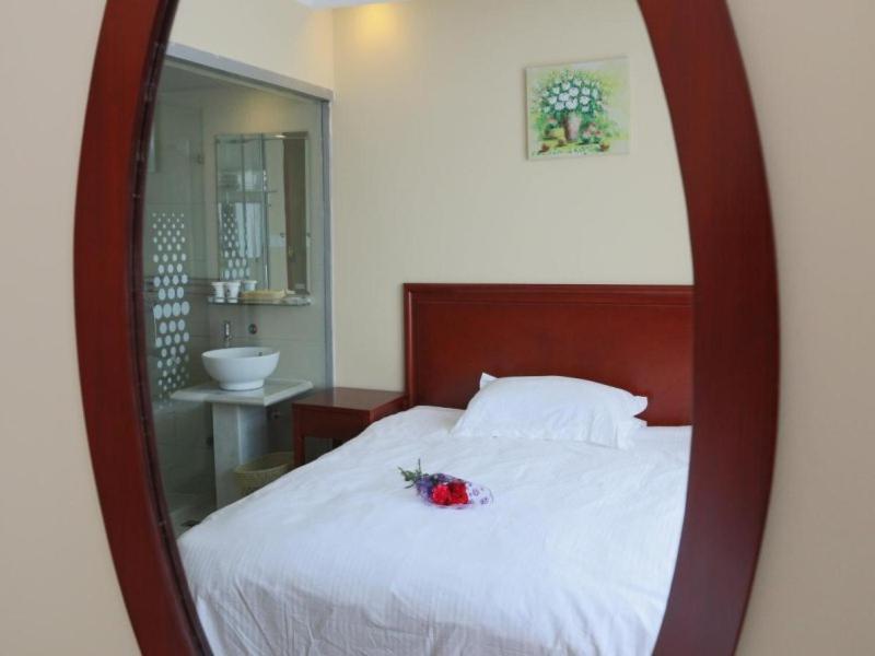 Greentree Inn Shanghai Pudong Airport Huaxia East Road Railway Station Shell Hotel Ngoại thất bức ảnh