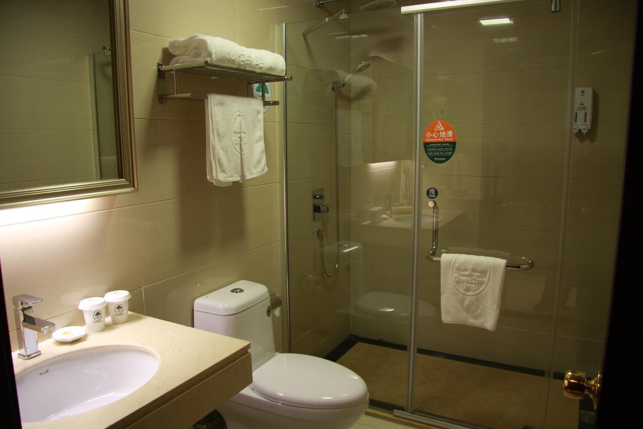 Greentree Inn Shanghai Pudong Airport Huaxia East Road Railway Station Shell Hotel Ngoại thất bức ảnh