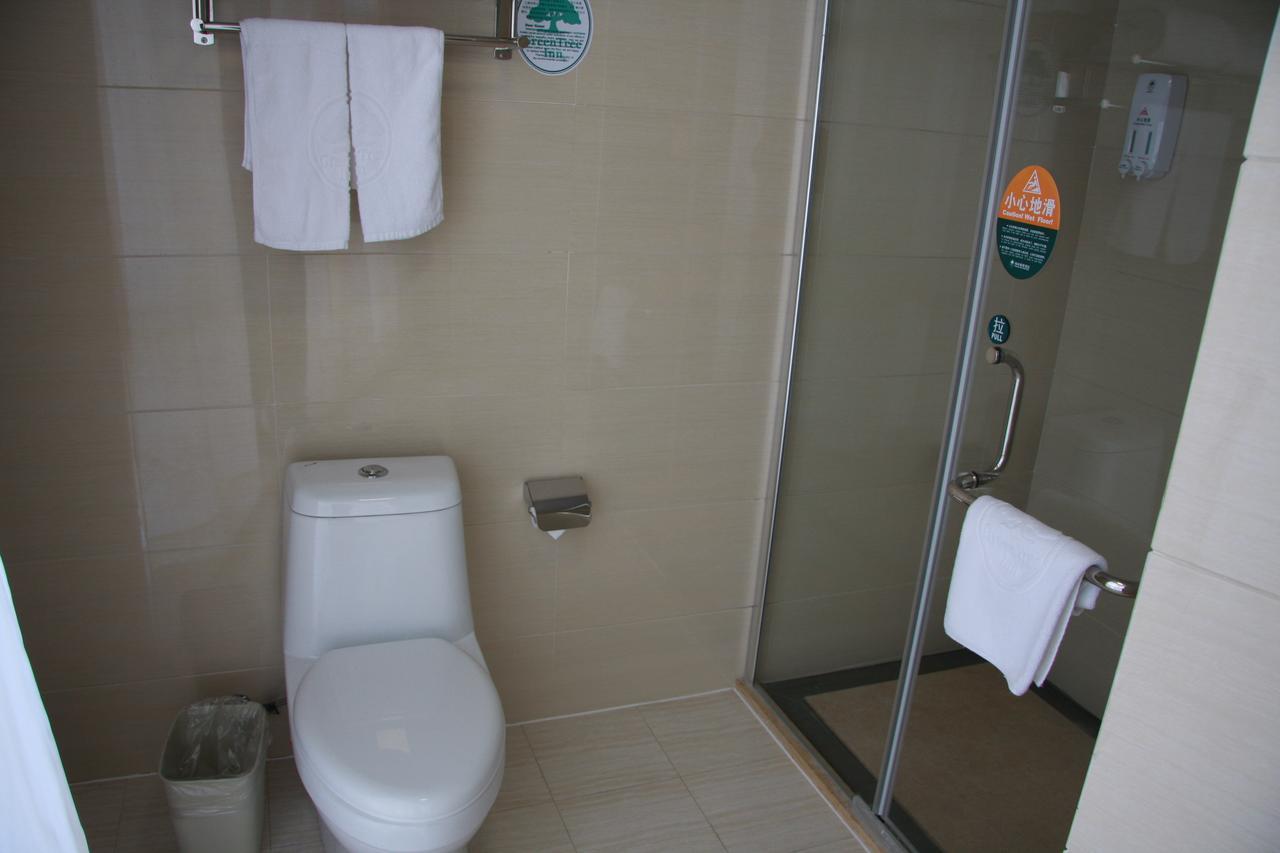 Greentree Inn Shanghai Pudong Airport Huaxia East Road Railway Station Shell Hotel Ngoại thất bức ảnh